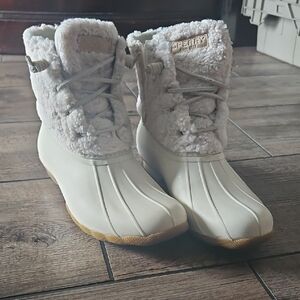 Sperry Saltwater Sherpa Ivory Winter Boots, sz 10